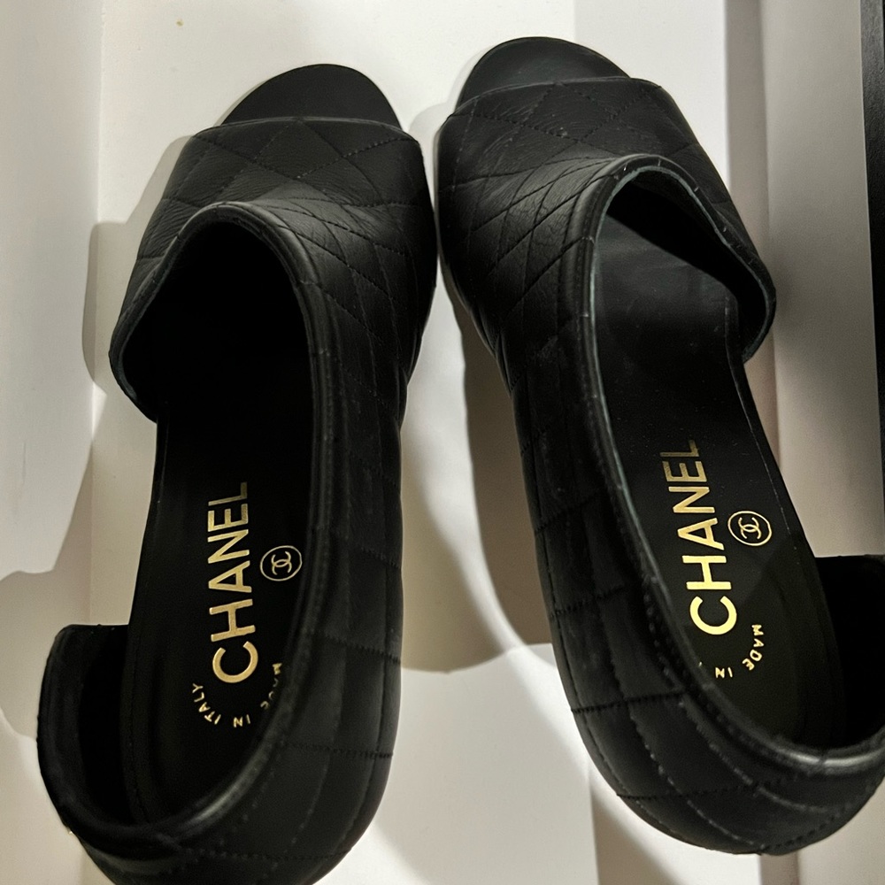 CHANEL BLACK QUILTED PEEP TOE SHOES